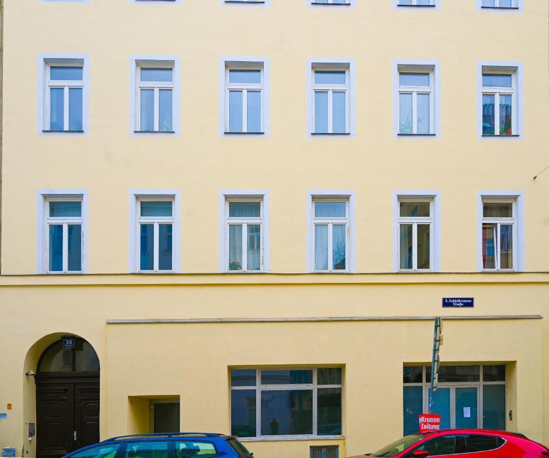 Modern Suite Schoenbrunn Vienna Exterior photo